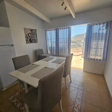 Sunset Terrace With Ocean Views *