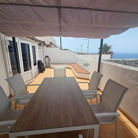 Sunset Terrace With Ocean Views Los Caideros