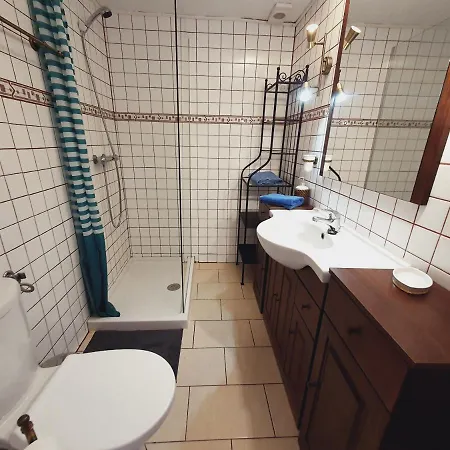 Sunset Terrace With Ocean Views דירה