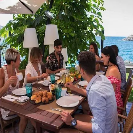 Sunset Terrace With Ocean Views Los Caideros